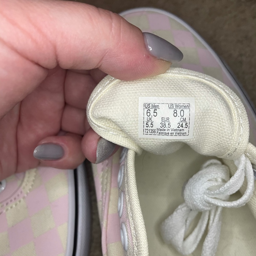 Vans Pink and White Checkerboard Authentics sz 8